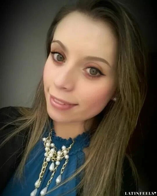 Laura Profile image 1