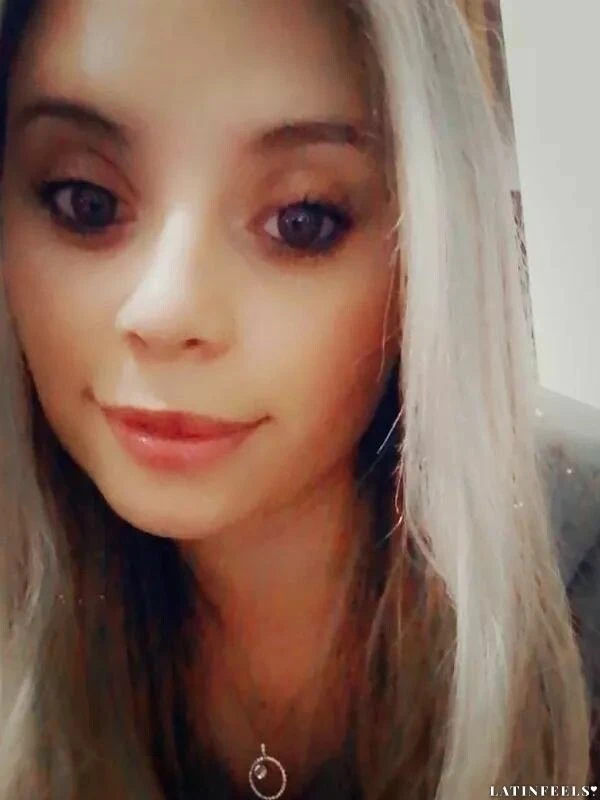 Laura Profile image 2